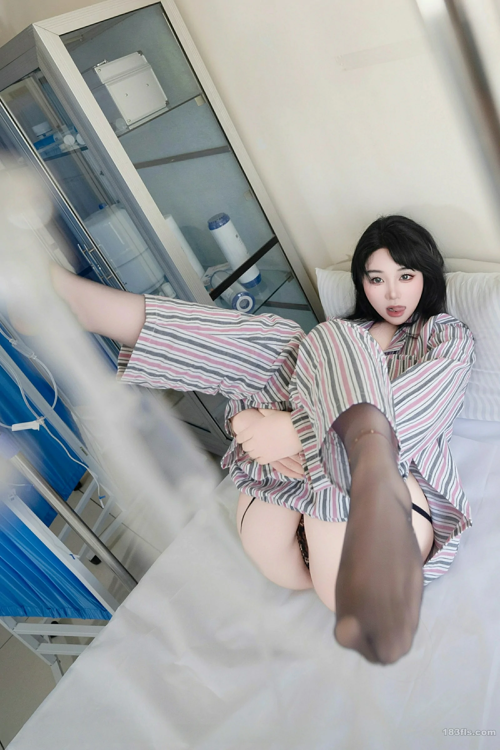 [XIUREN秀人网] 2025.08.14 No.10648 汐汐爱吃草莓第8张